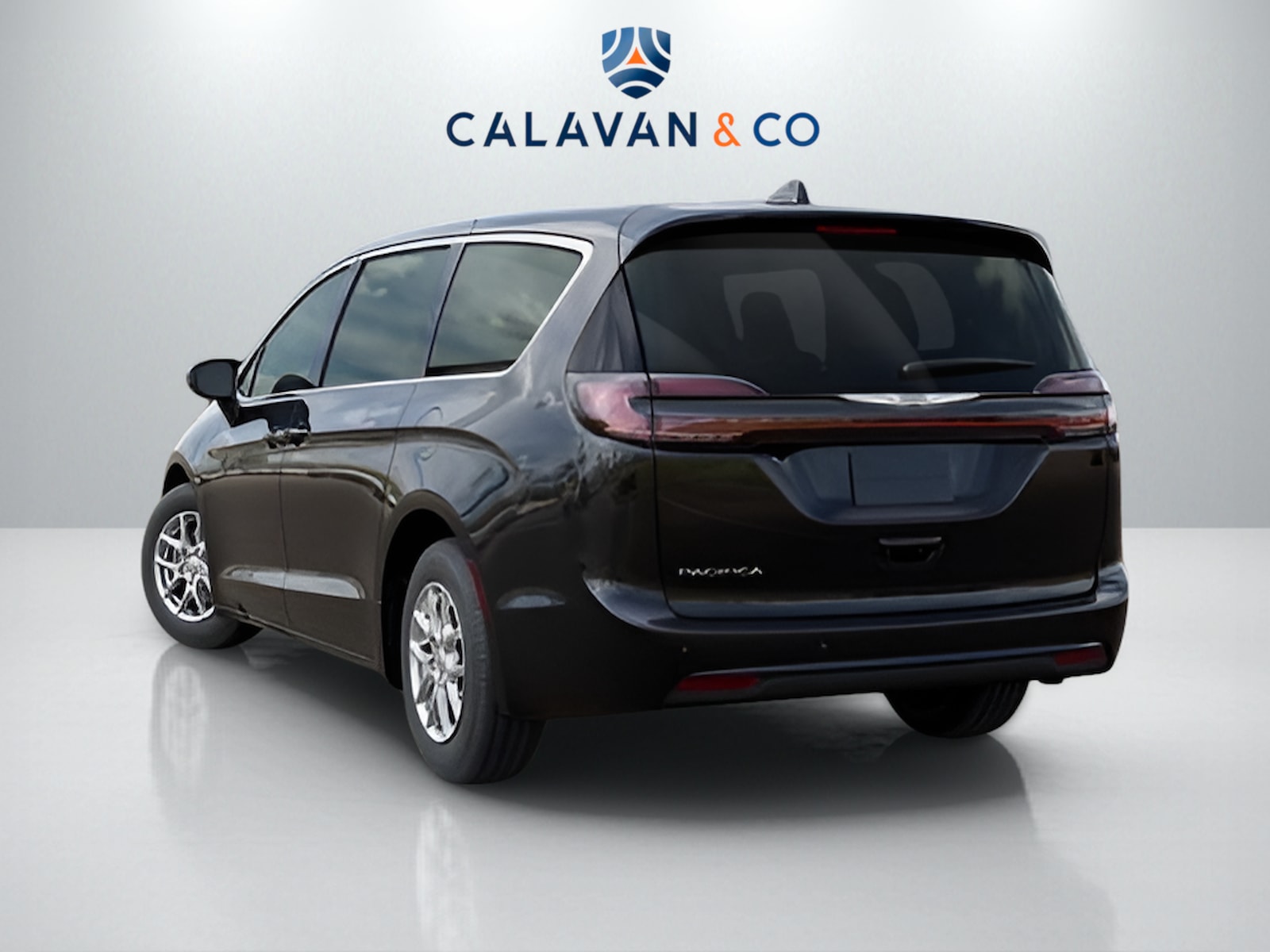 2026 Chrysler Pacifica photo 3