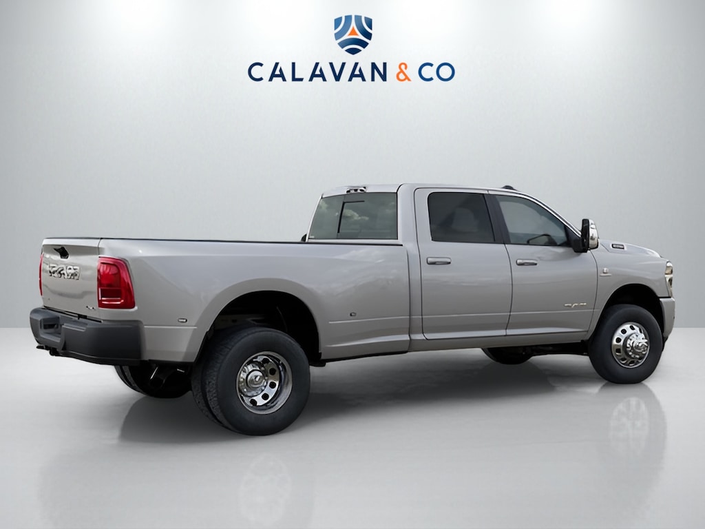 New 2026 Ram 3500 LARAMIE CREW CAB 4X4 8' BOX Pickup