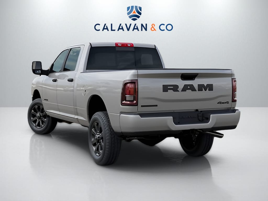 New 2026 Ram 2500 BIG HORN CREW CAB 4X4 6'4 BOX Pickup