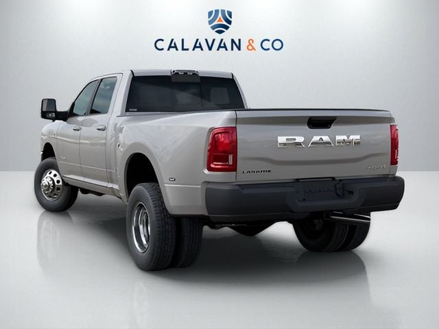 2026 RAM 3500 Laramie - Photo 3
