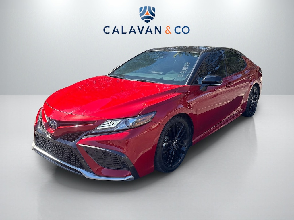 Used 2022 Toyota Camry Hybrid XSE Sedan