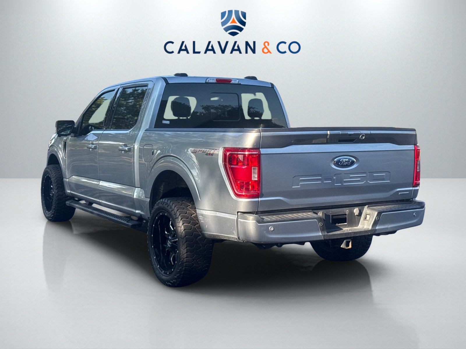 2023 Ford F-150 XLT photo 3
