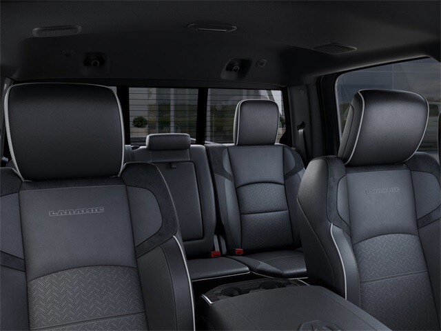 2026 RAM 3500 Laramie - Photo 26