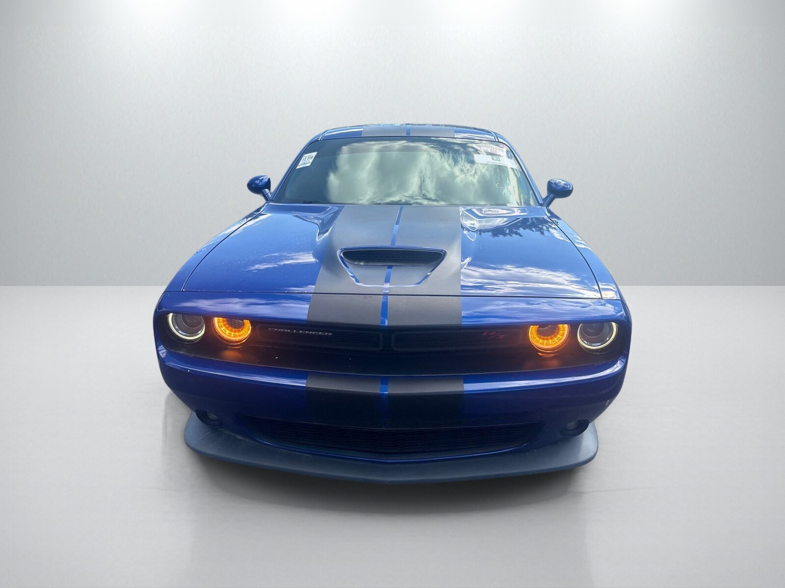 2019 Dodge Challenger R/T photo 2