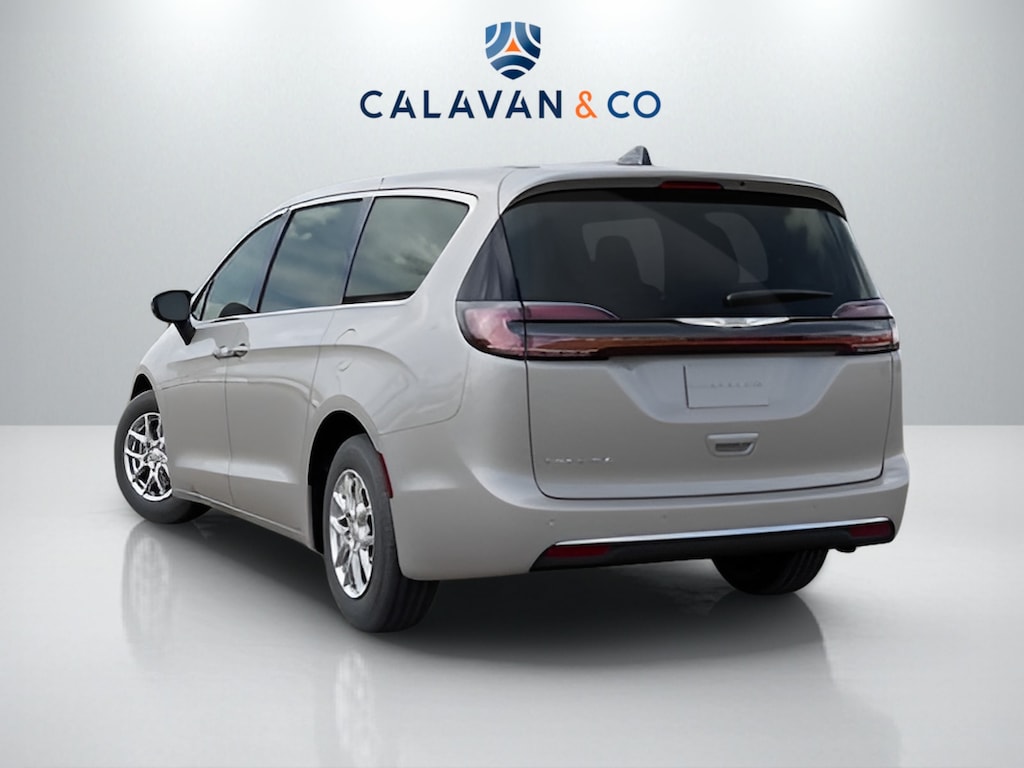 New 2026 Chrysler Pacifica SELECT Passenger Van