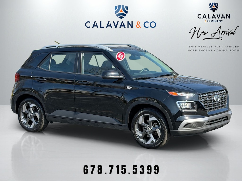 Used 2025 Hyundai Venue SEL SUV