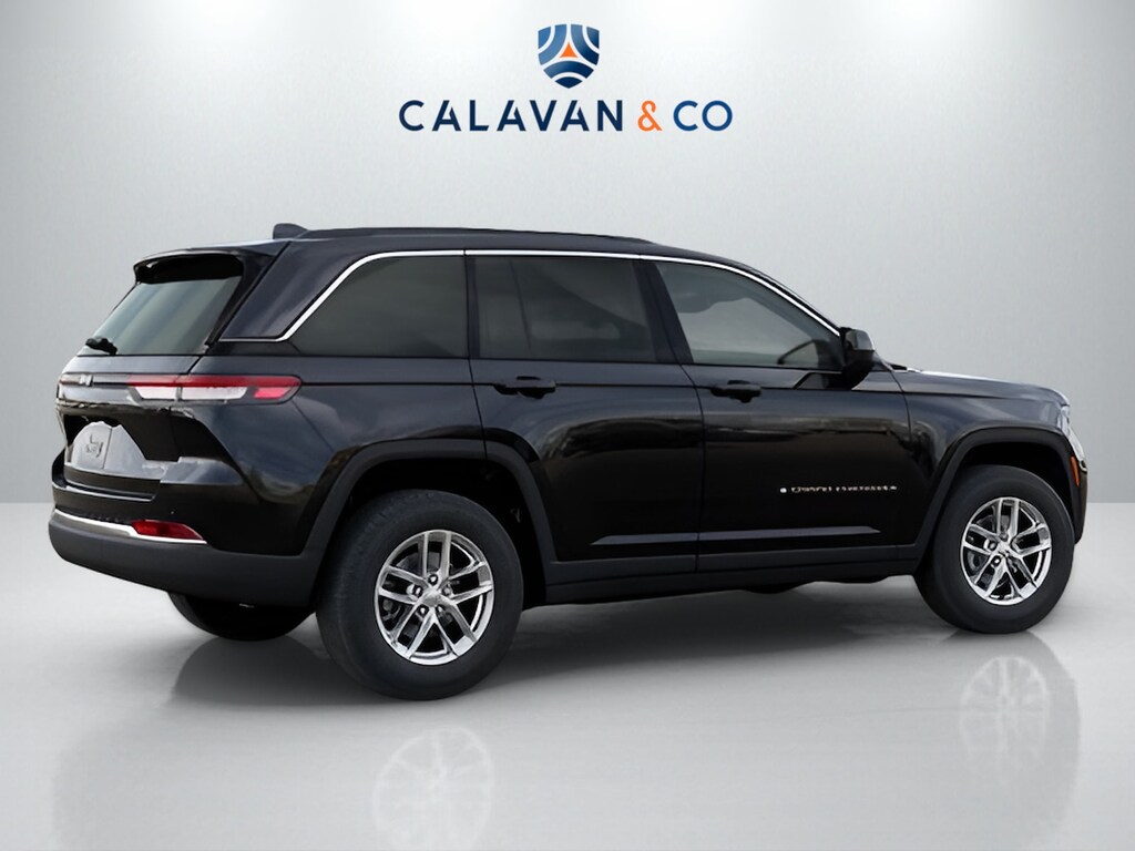 New 2026 Jeep Grand Cherokee LAREDO 4X2 Sport Utility
