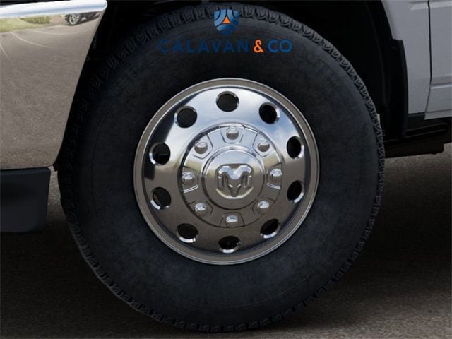 2026 RAM 3500 Laramie - Photo 10