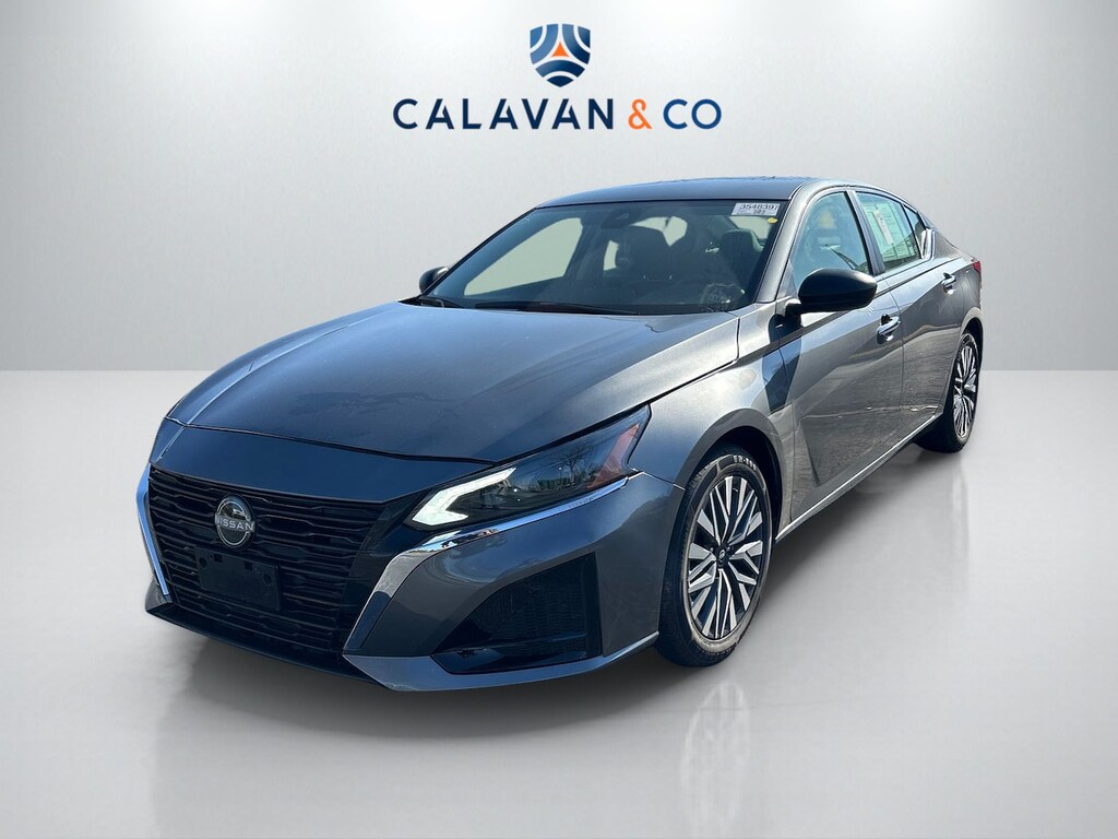 Used 2024 Nissan Altima 2.5 SV Sedan