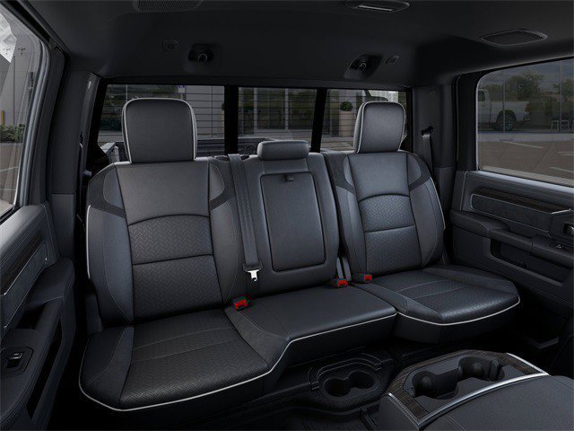 2026 RAM 3500 Laramie - Photo 19