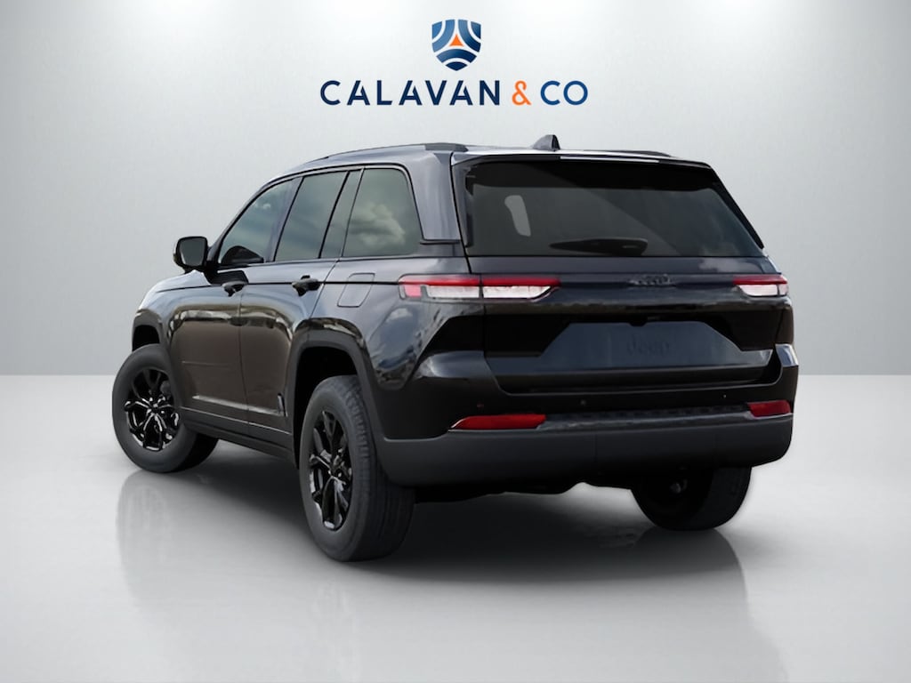 New 2025 Jeep Grand Cherokee ALTITUDE X 4X2 Sport Utility