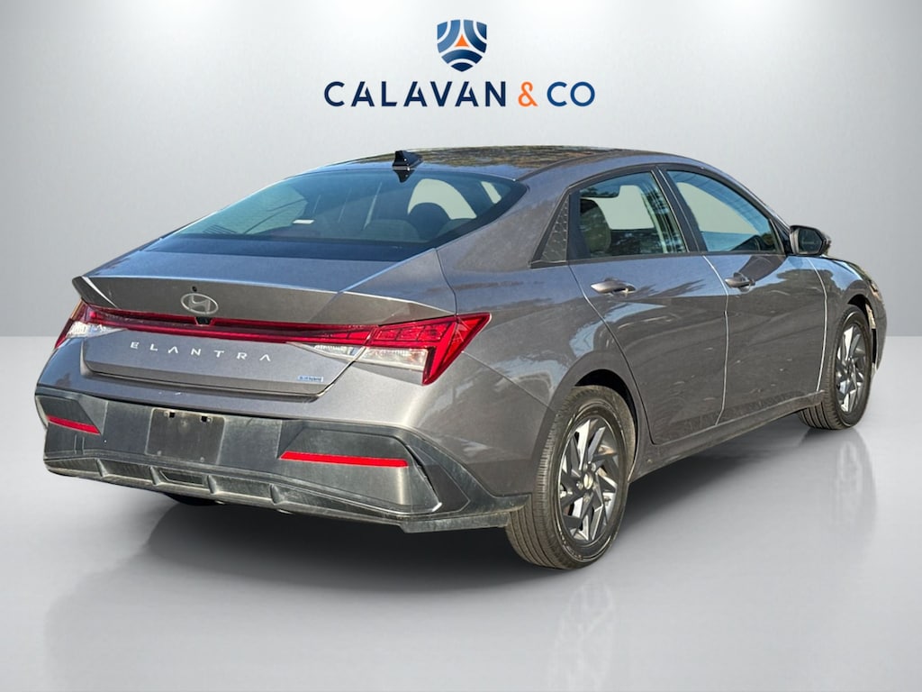 Used 2024 Hyundai Elantra Hybrid Blue Sedan