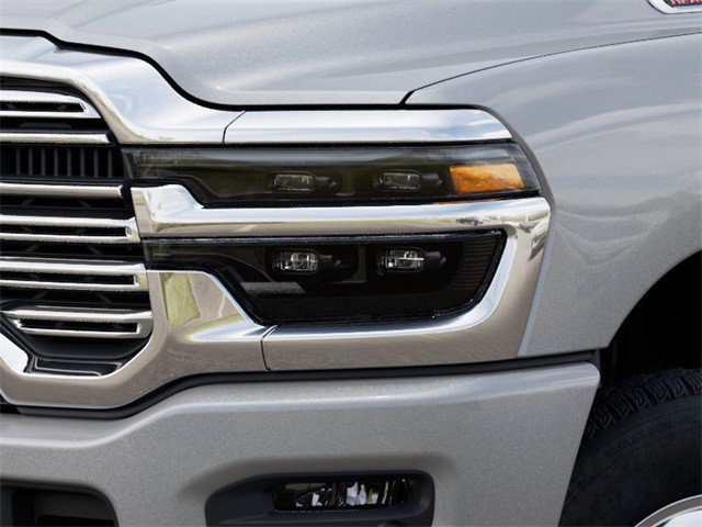 2026 RAM 3500 Laramie - Photo 13