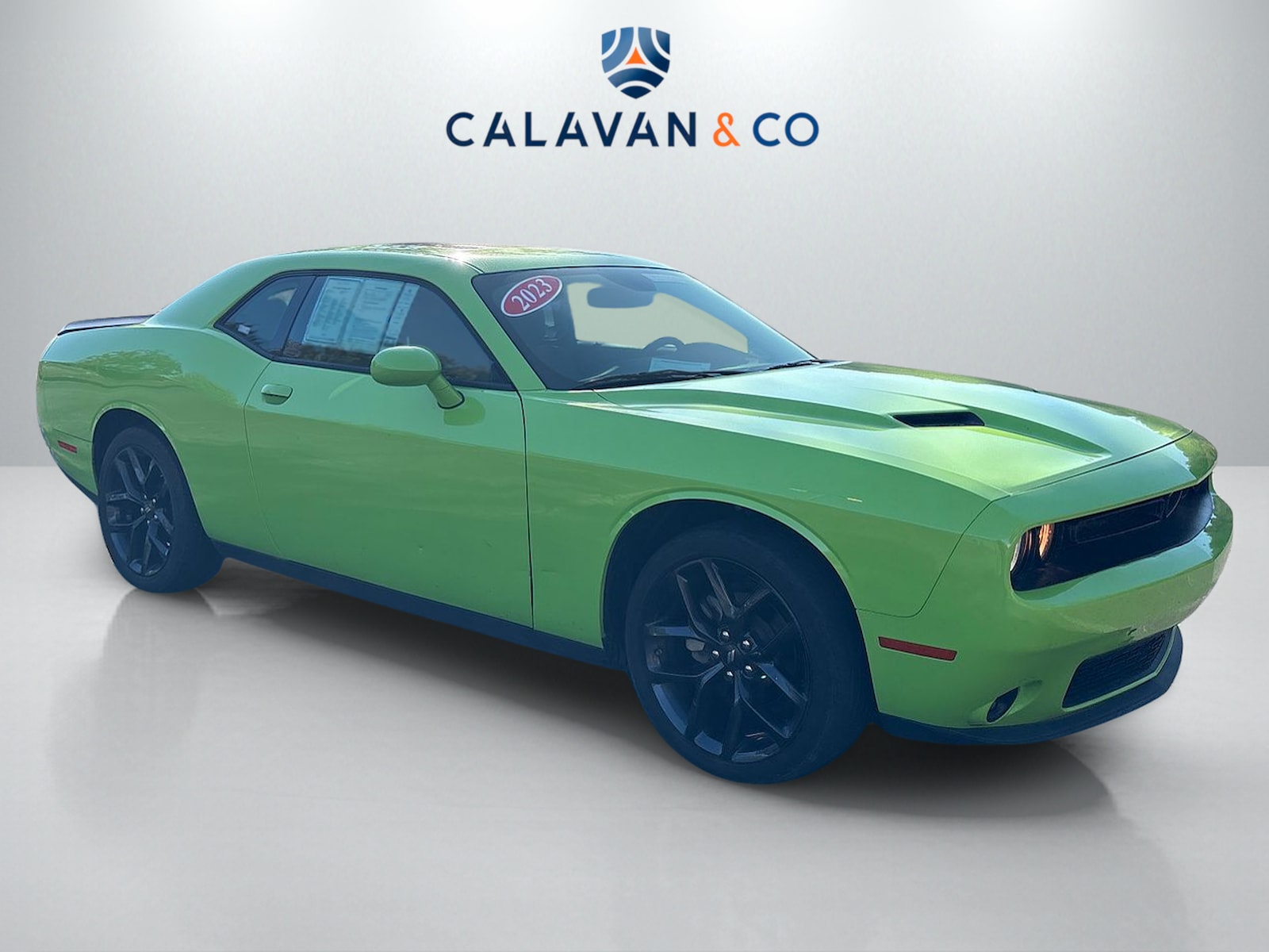 2023 Dodge Challenger SXT photo 2
