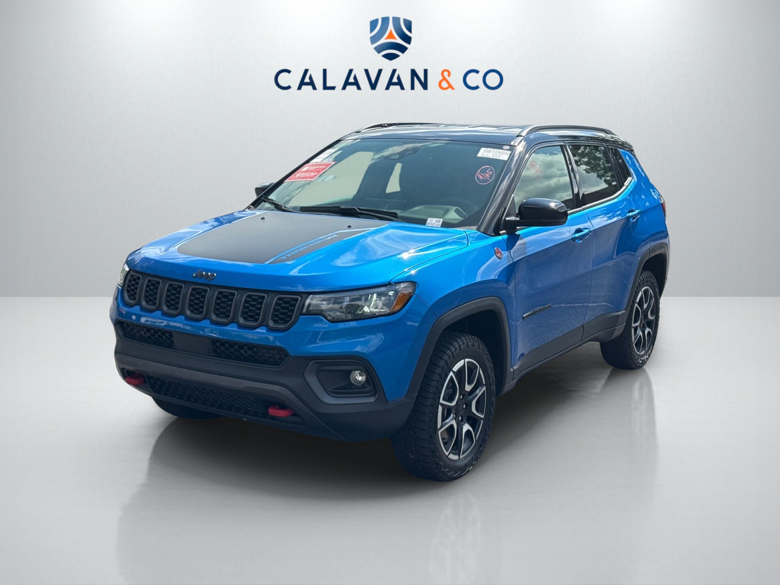 2024 Jeep Compass Trailhawk photo 2