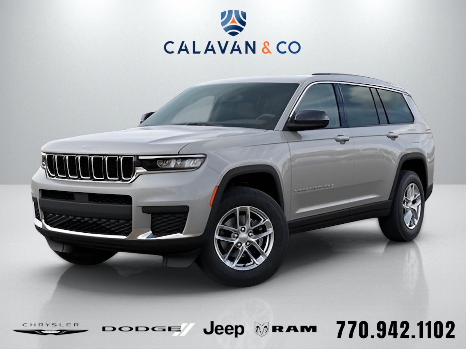 2025 Jeep Grand Cherokee L Laredo's photo