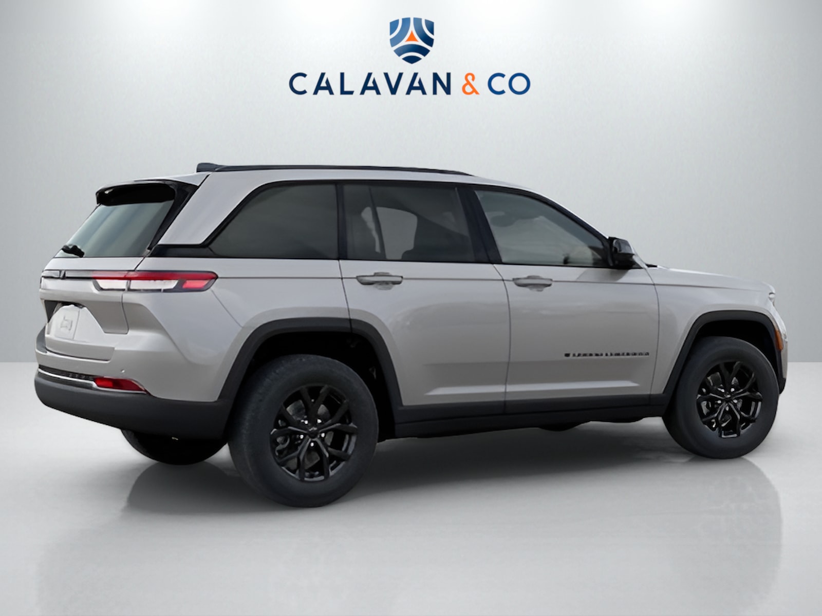 2025 Jeep Grand Cherokee Laredo Altitude photo 4