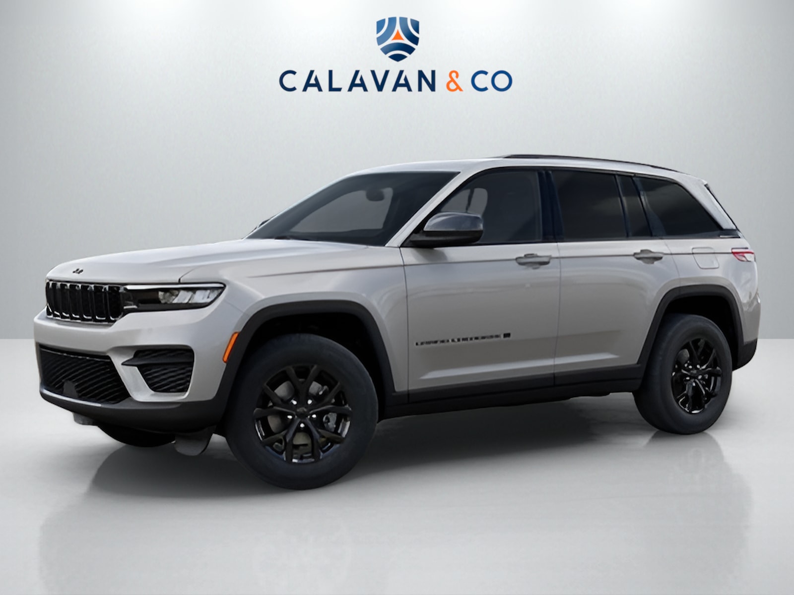 2025 Jeep Grand Cherokee Laredo Altitude photo 2