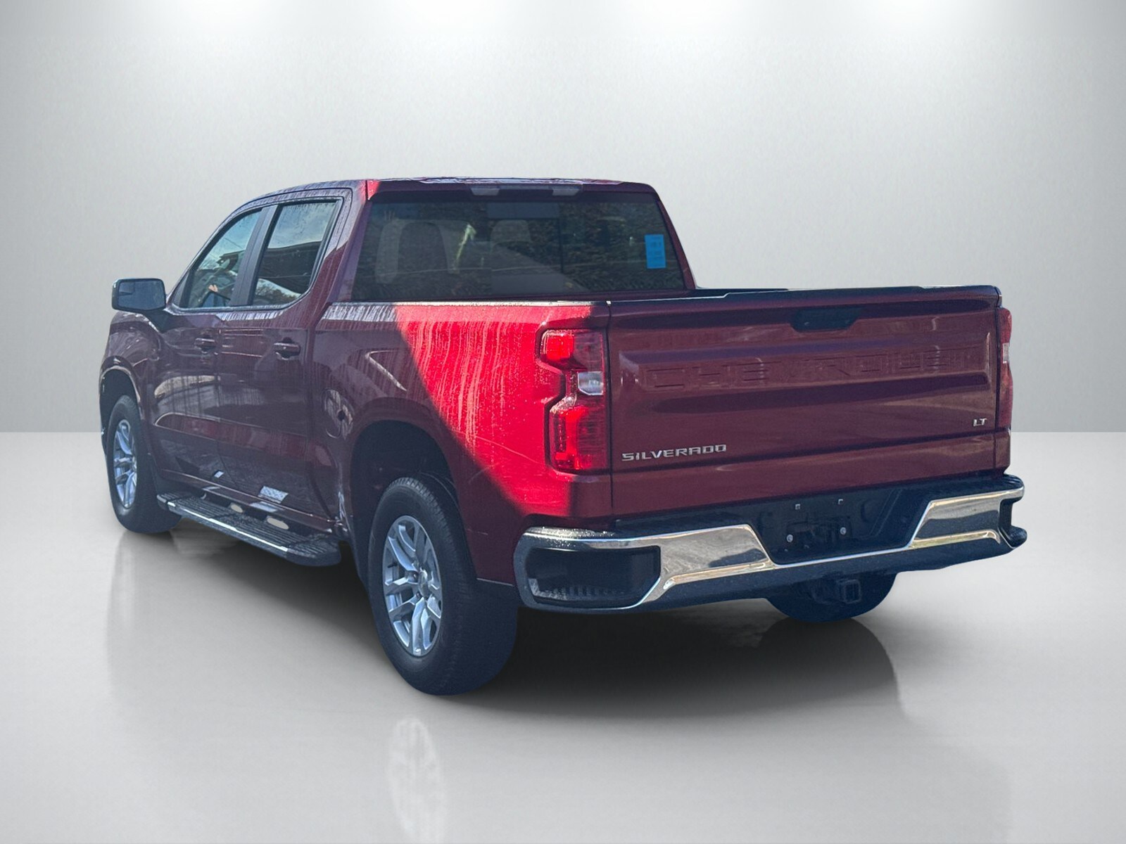 2019 Chevrolet Silverado 1500 LT photo 3