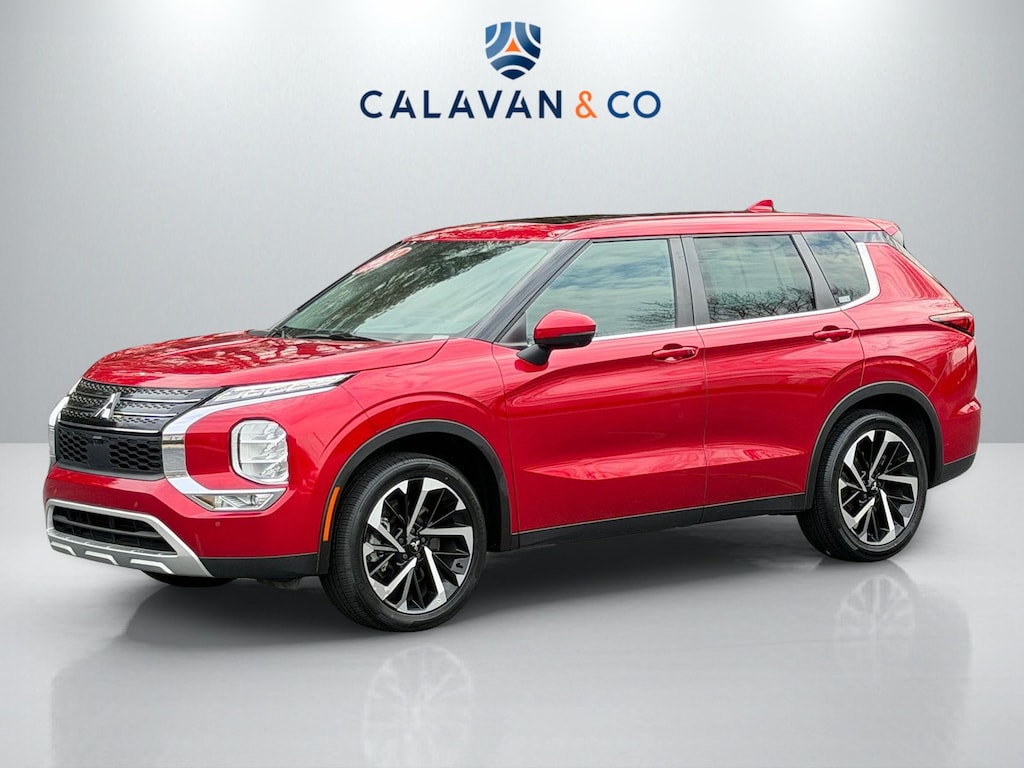Used 2023 Mitsubishi Outlander SE Special Edition SUV