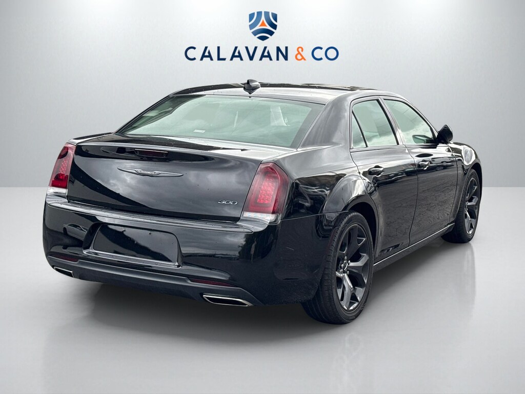 Used 2022 Chrysler 300 Touring Sedan