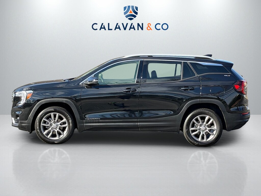 Used 2024 GMC Terrain SLT SUV