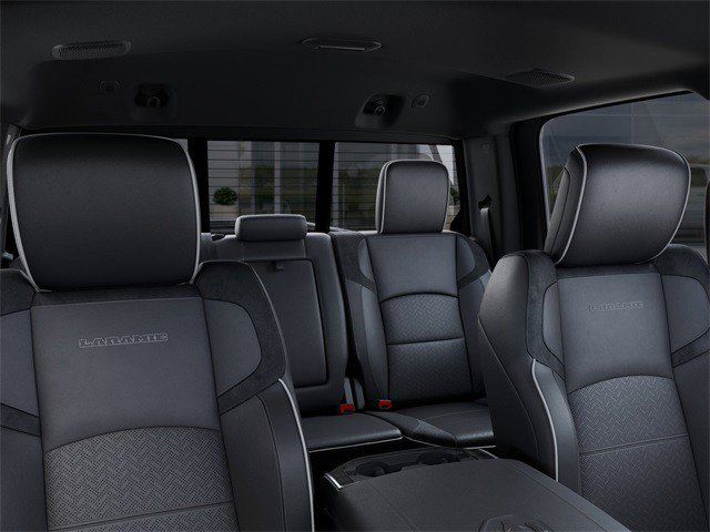 2026 RAM 3500 Laramie - Photo 30