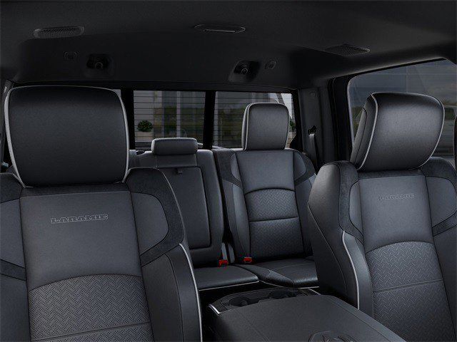 2026 RAM 3500 Laramie - Photo 30