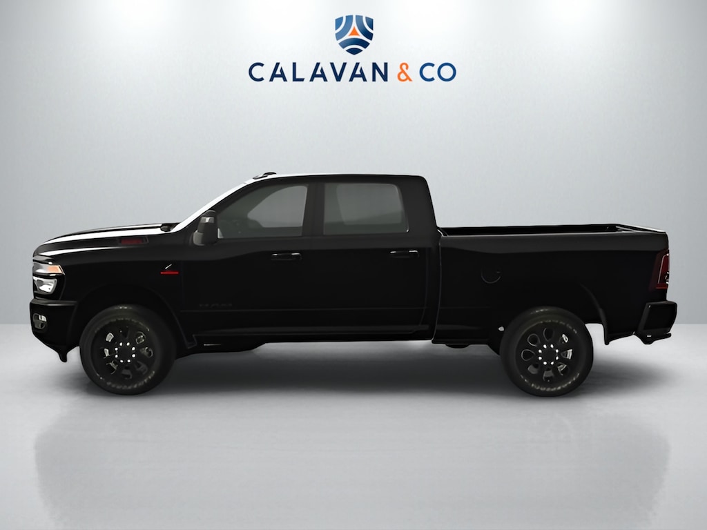 New 2025 Ram 2500 BIG HORN CREW CAB 4X4 6'4 BOX Pickup