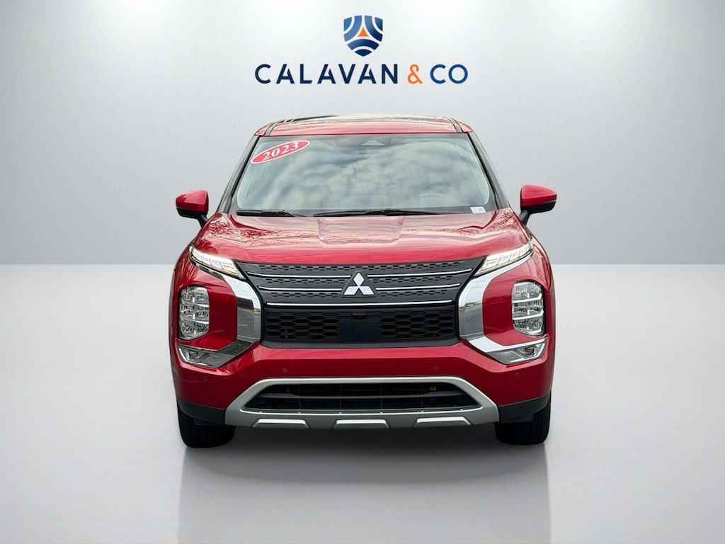 Used 2023 Mitsubishi Outlander SE Special Edition SUV
