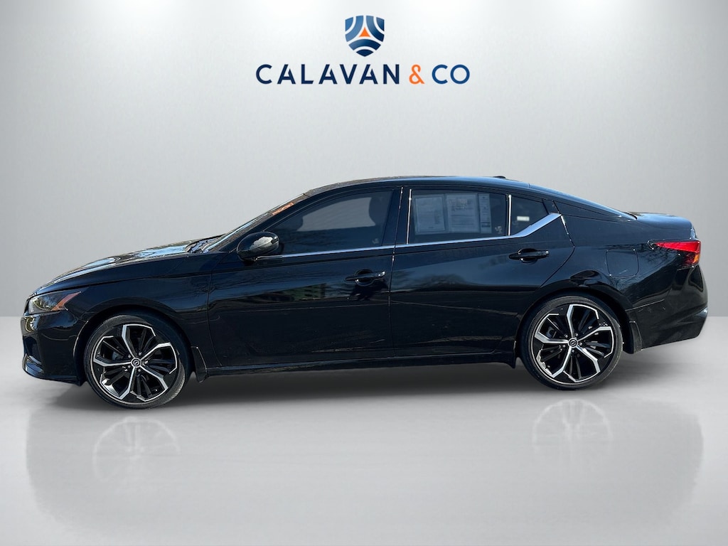 Used 2023 Nissan Altima 2.5 SR Sedan