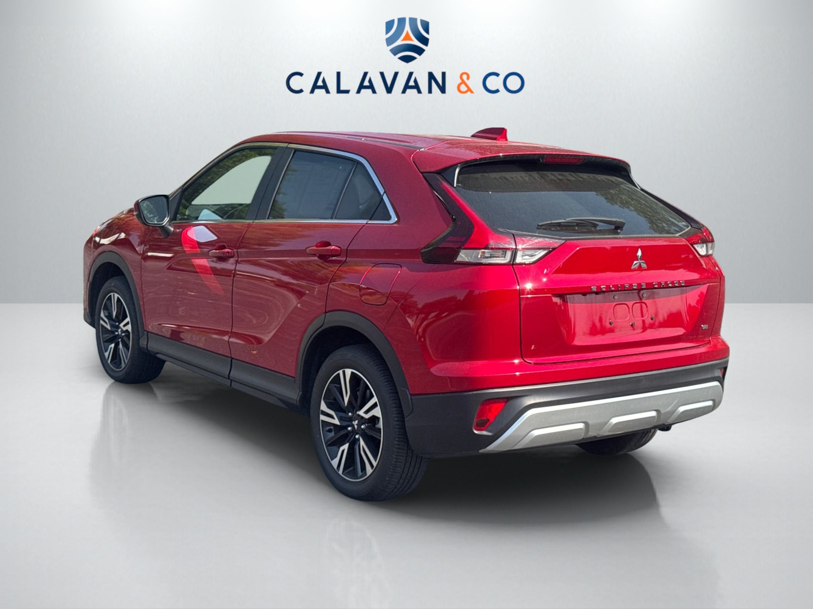 2024 Mitsubishi Eclipse Cross SE photo 2