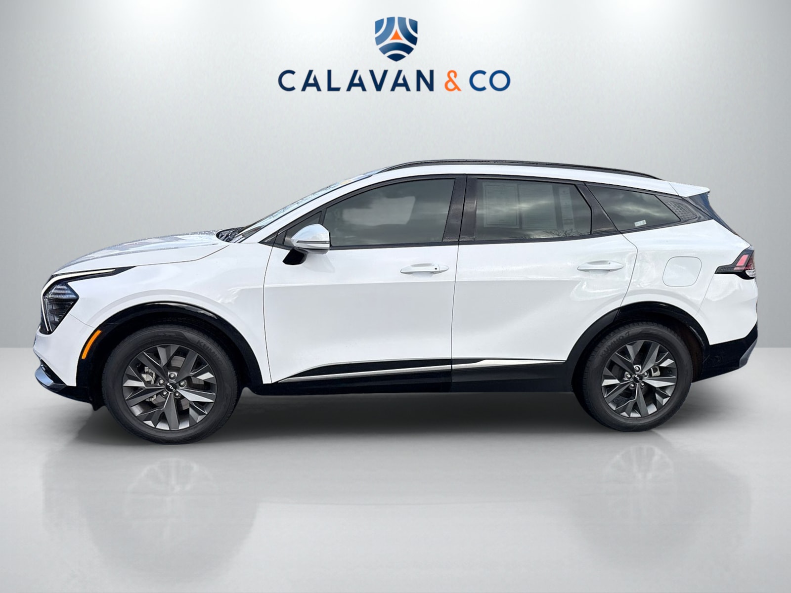 2024 Kia Sportage SX photo 4