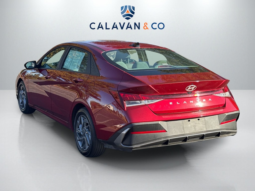 Used 2024 Hyundai Elantra SEL Sedan