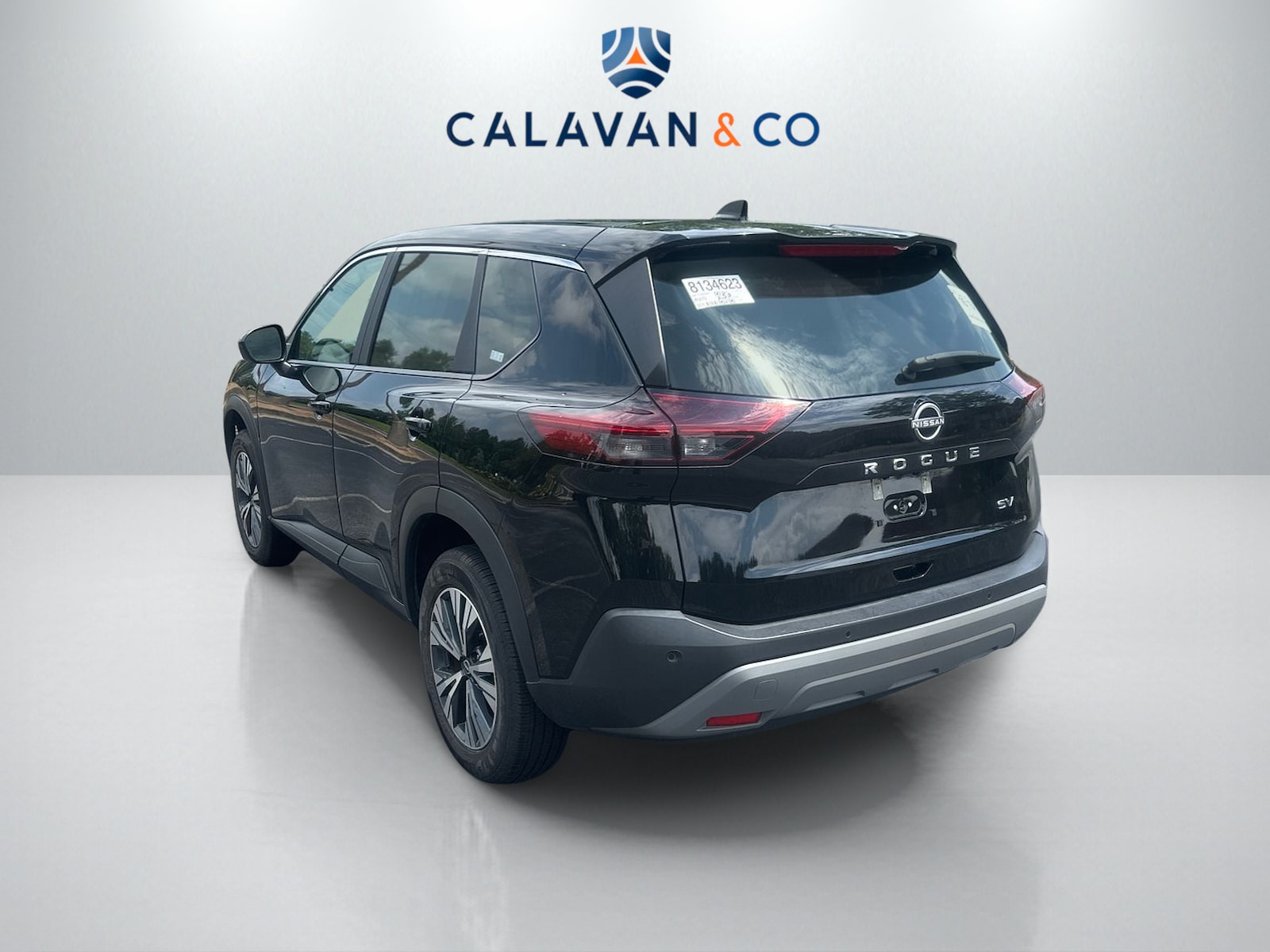 2023 Nissan Rogue SV photo 4