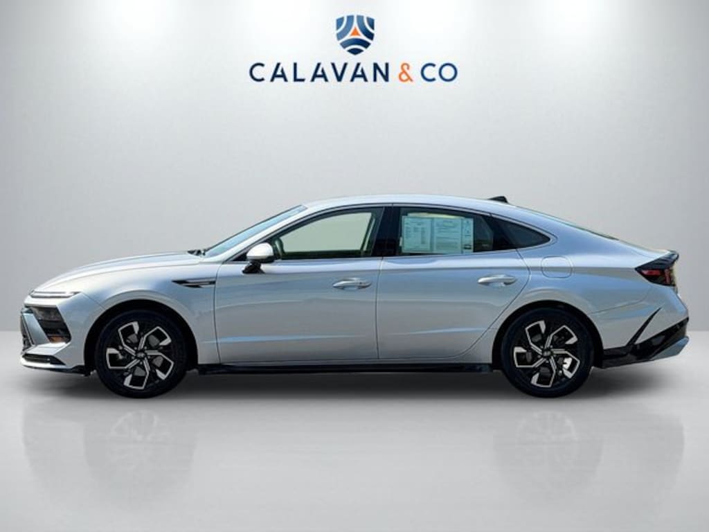Used 2025 Hyundai Sonata SEL Sedan