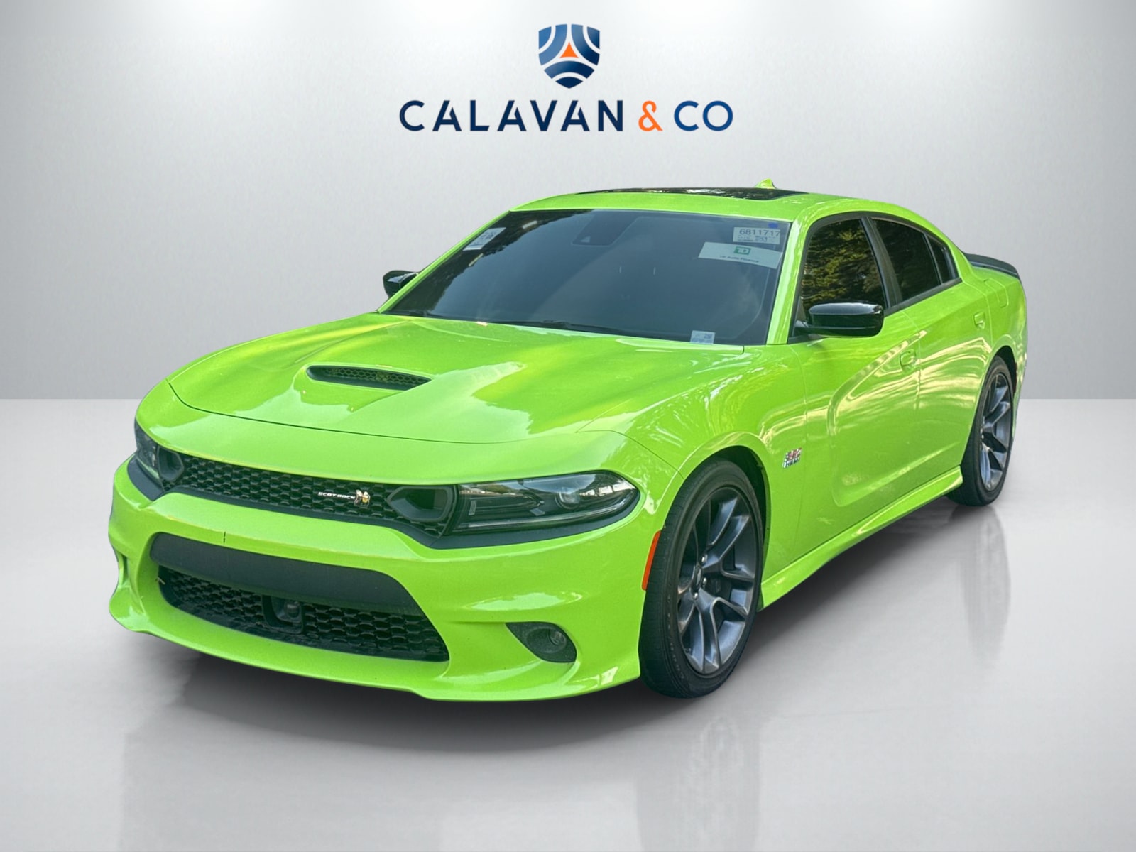 2023 Dodge Charger Scat Pack photo 2