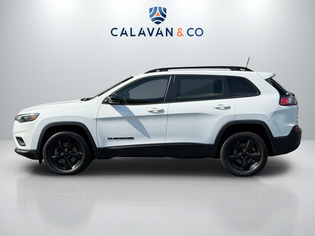 Used 2023 Jeep Cherokee Altitude Lux SUV