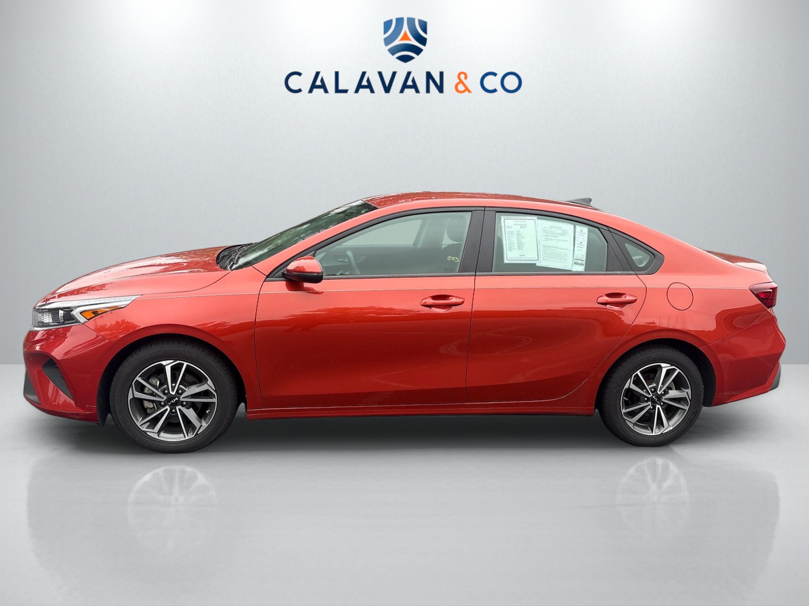 2023 Kia Forte LXS photo 4