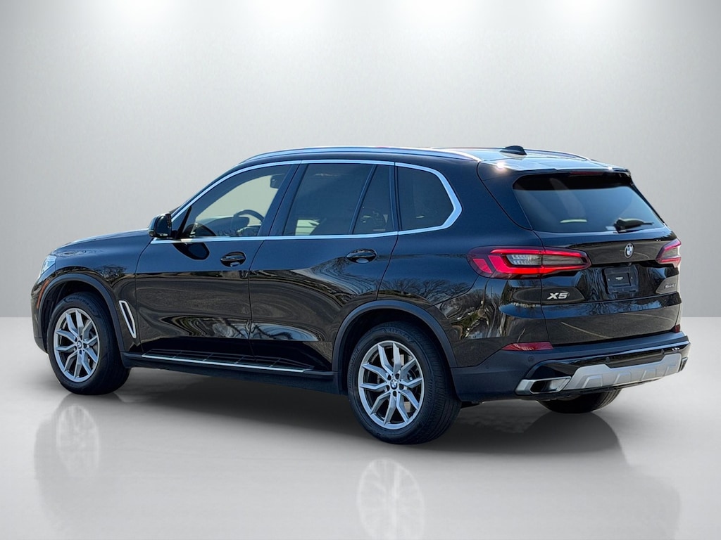 Used 2023 BMW X5 sDrive40i SUV