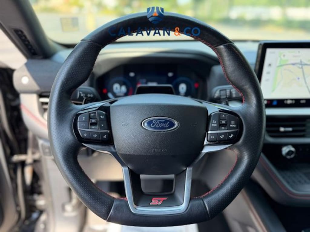 Used 2025 Ford Explorer ST SUV