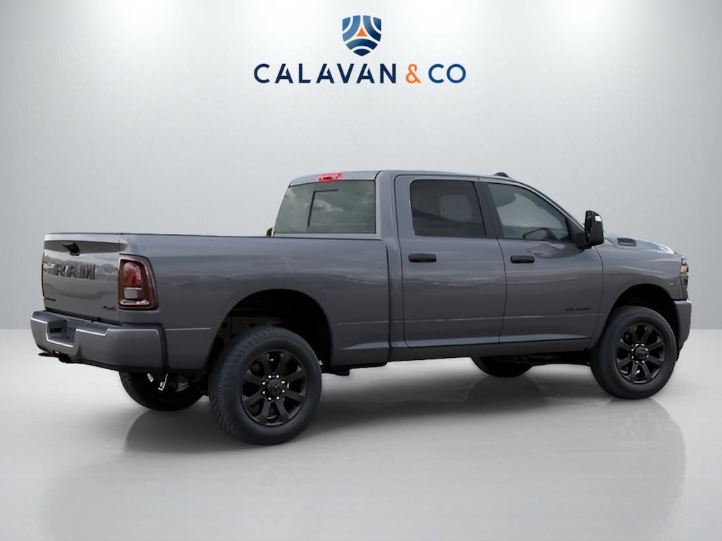 New 2026 Ram 2500 BIG HORN CREW CAB 4X4 6'4 BOX Pickup