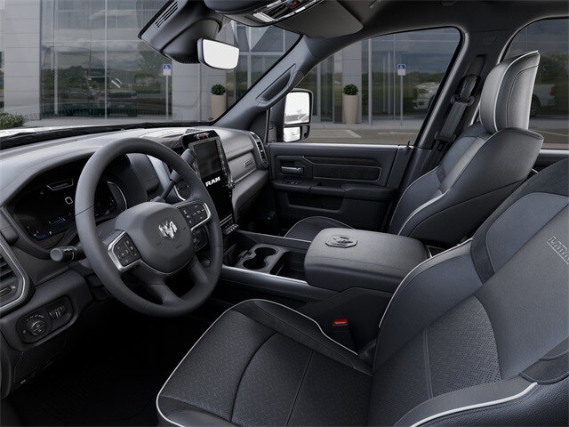 2026 RAM 3500 Laramie - Photo 22