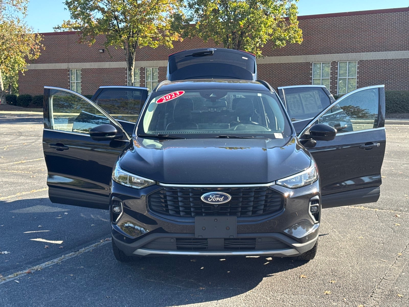 2023 Ford Escape Platinum - Photo 9