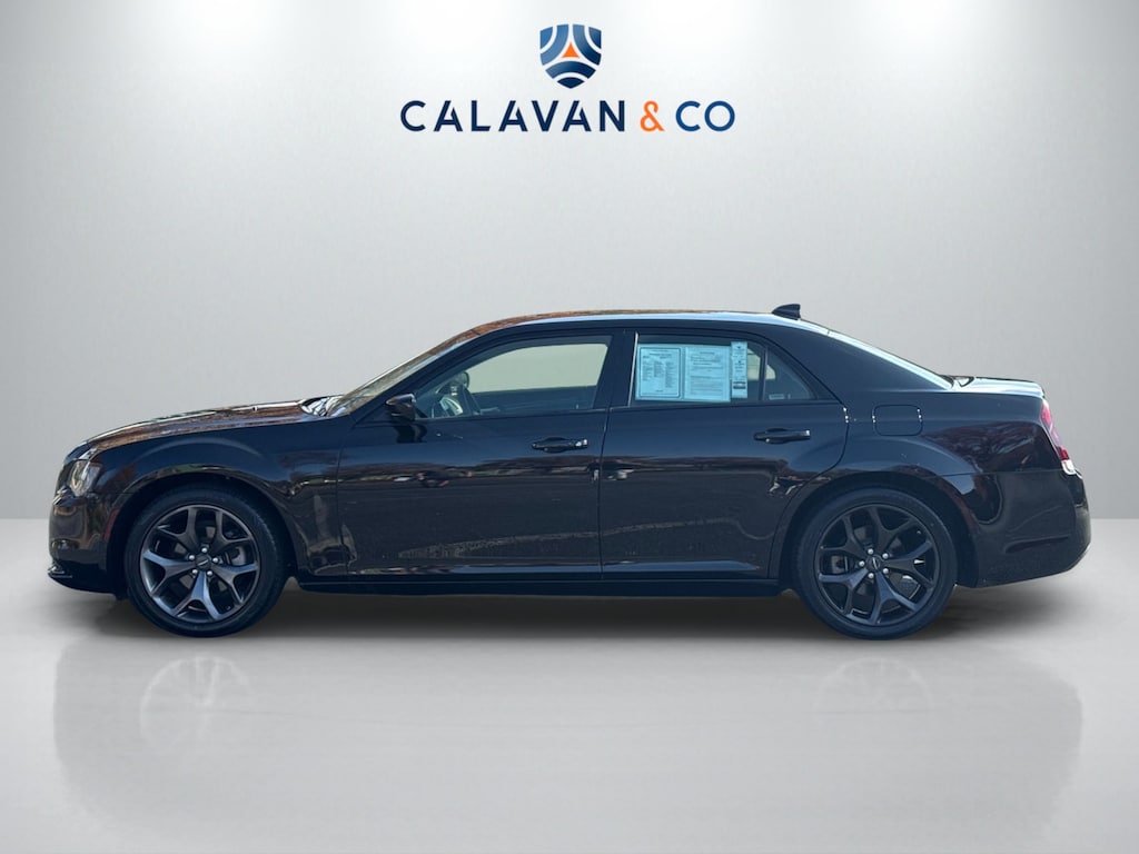 Used 2022 Chrysler 300 Touring Sedan