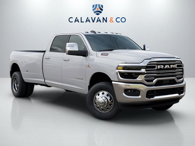 2026 RAM 3500 Laramie - Photo 6