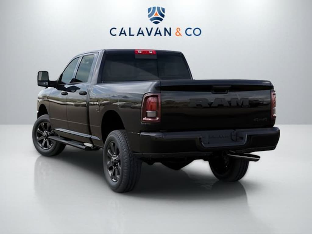 New 2026 Ram 2500 BLACK EXPRESS CREW CAB 4X4 6'4 BOX Pickup