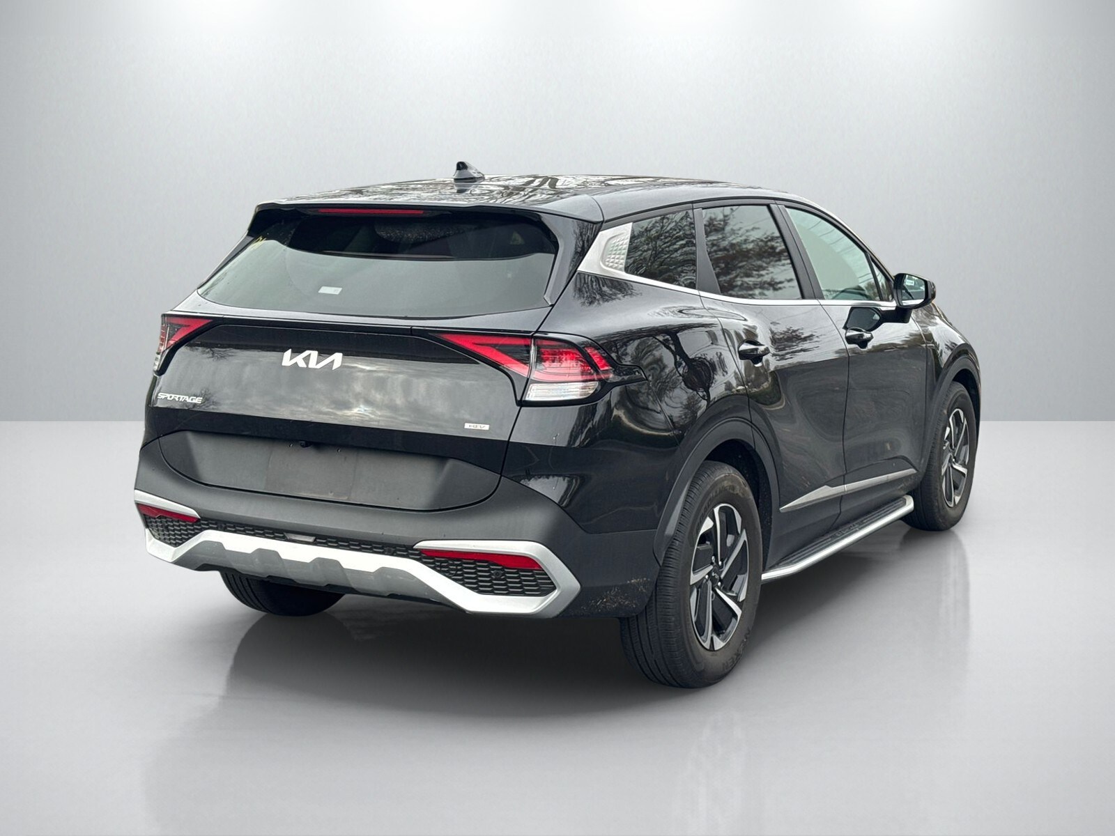 2023 Kia Sportage Hybrid LX photo 4