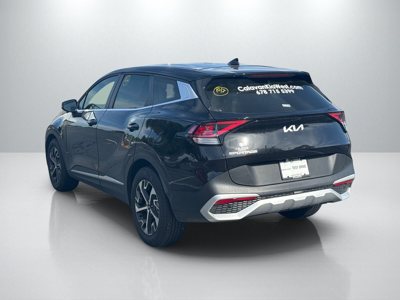 2025 Kia Sportage EX photo 3