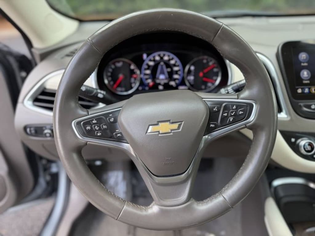 Used 2024 Chevrolet Malibu 2LT Sedan